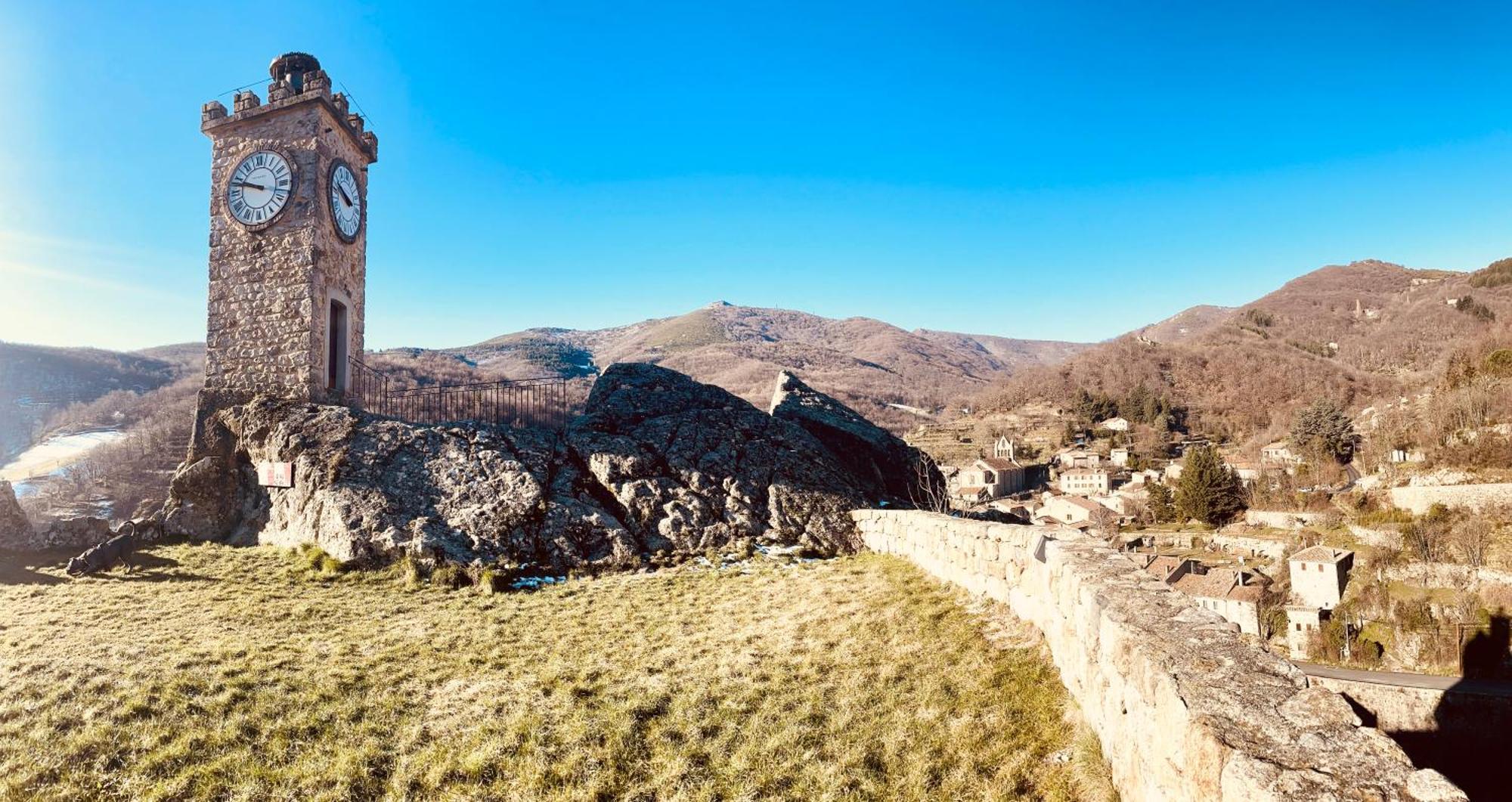 Gite De La Cigale Burzet Esterno foto