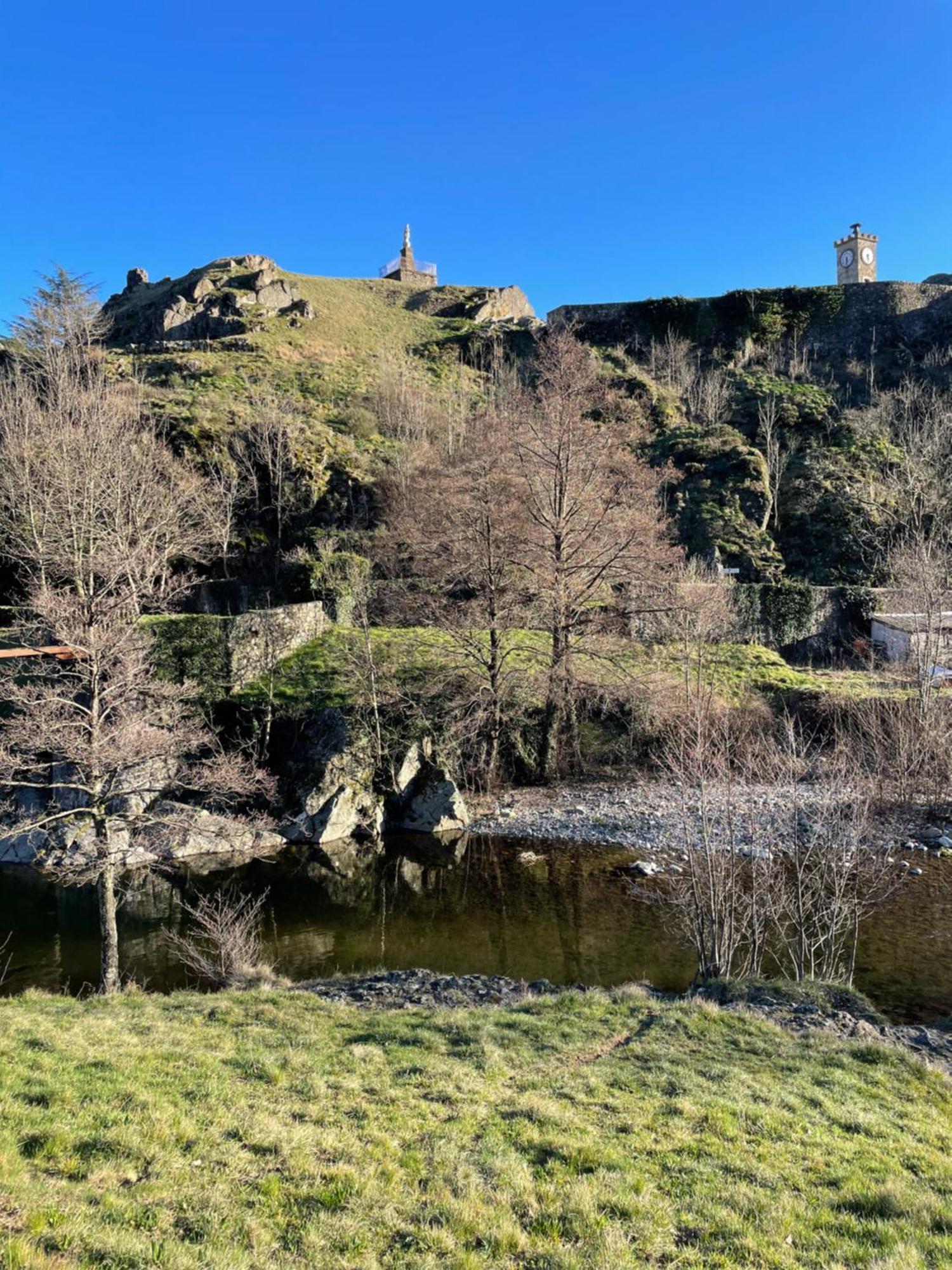 Gite De La Cigale Burzet Esterno foto